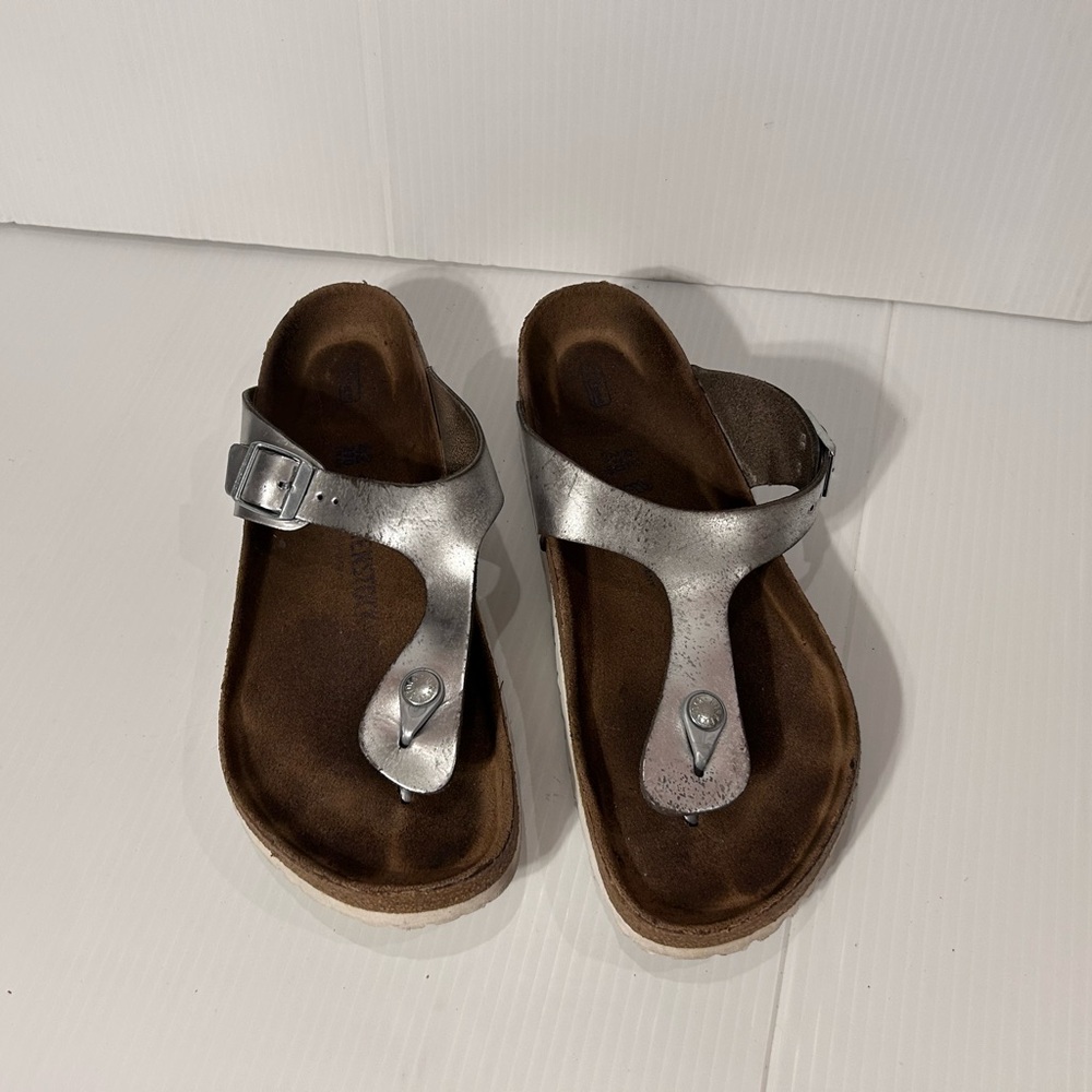 Birkenstock Gizeh metallic silver leather slide on sandal size EU 41 US 11-11.5
